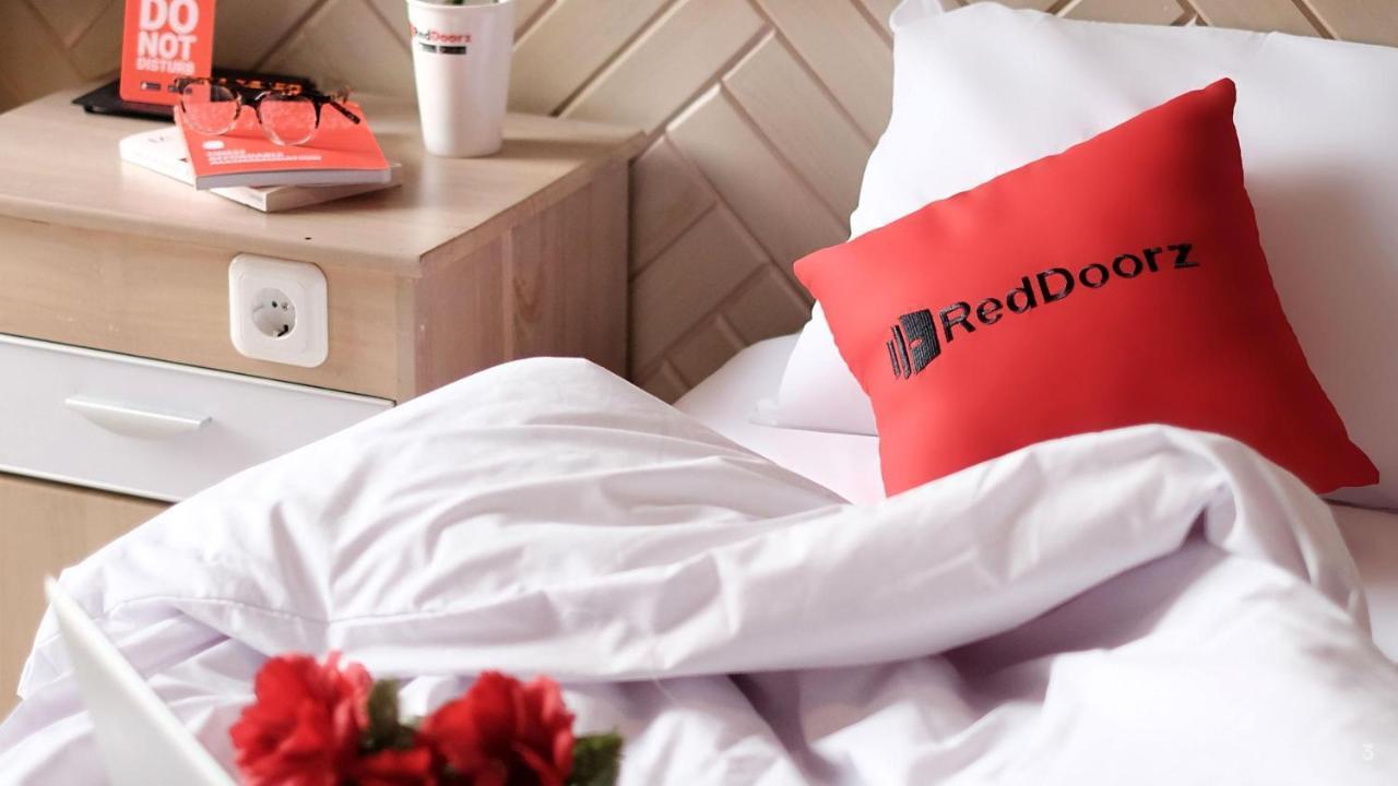 Reddoorz Ruby Star Hotel Truong Dinh Cidade de Ho Chi Minh Exterior foto