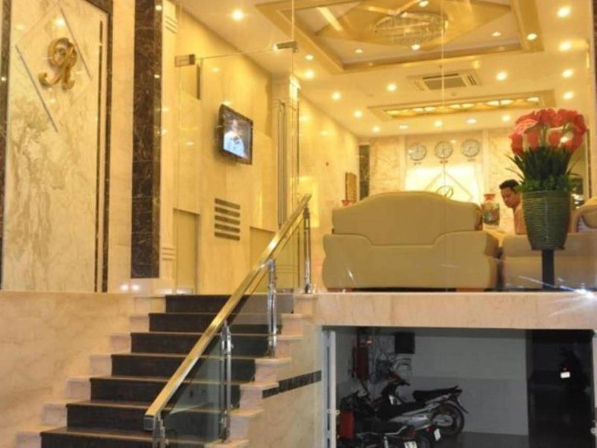 Reddoorz Ruby Star Hotel Truong Dinh Cidade de Ho Chi Minh Exterior foto